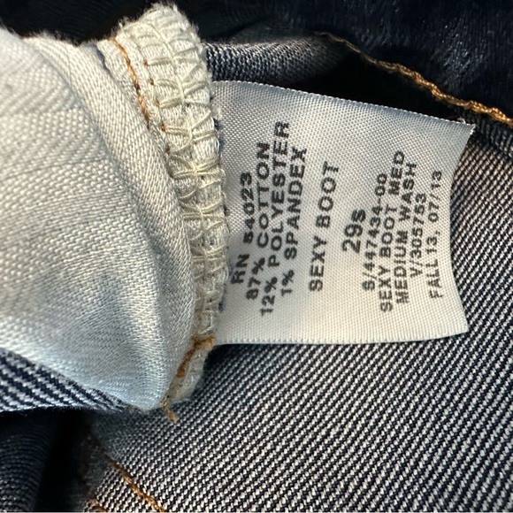 Gap 1969 Sexy Bootcut Low Rise Dark Wash Jeans 29S - Picture 6 of 6